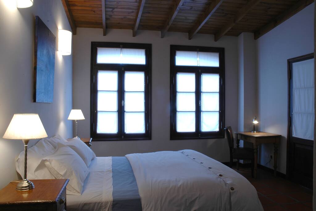 Deluxe Suite with Private Barthroom