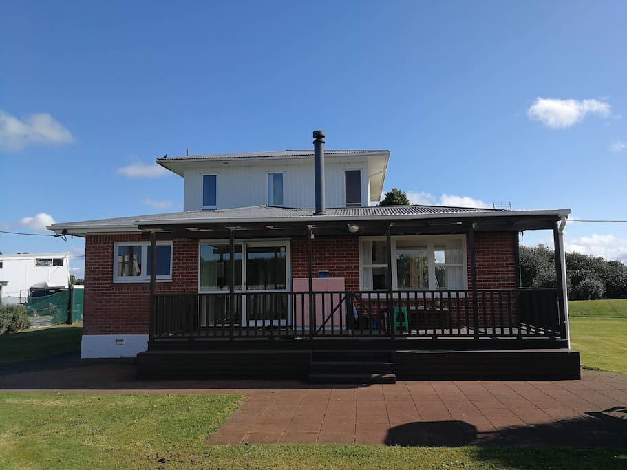 Besties West Auckland Houses for Rent in Kumeu, Auckland, New Zealand