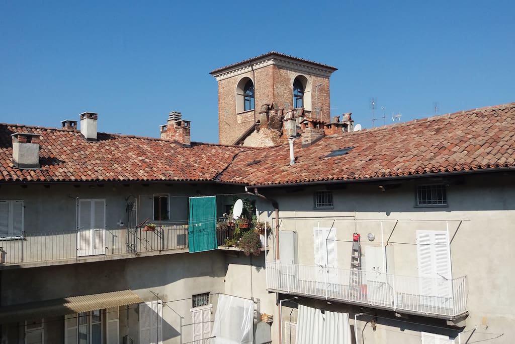 La vista dal ballatoio, condiviso da casa stracontenta.