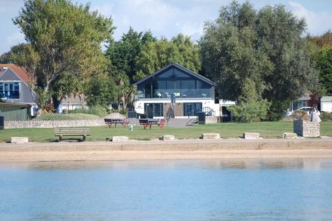 Poole Harbour View,Top Location Opp Hot-tub /Sauna