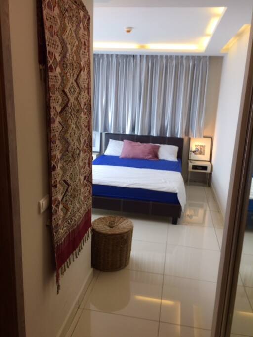 Bed room