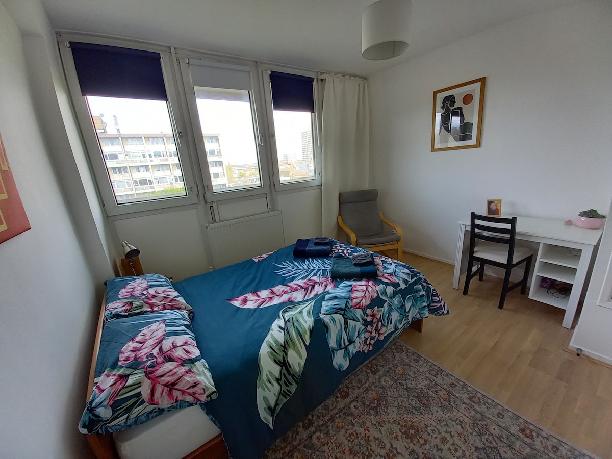 Ontspan voor een middag lezen, of ga comfortabel zitten voor wat werk. 