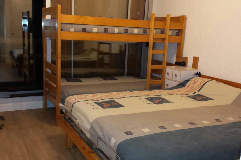 chambre avec placard