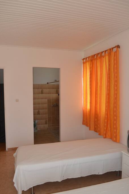 Vue d'une Chambre