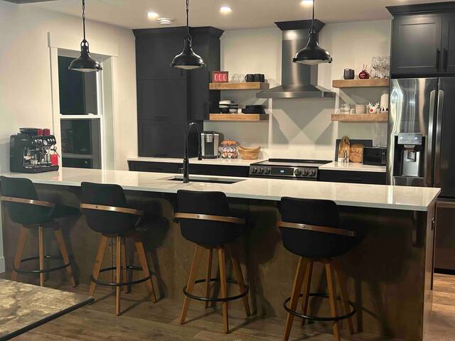 Crabbe Mountain retreat gallery image 4