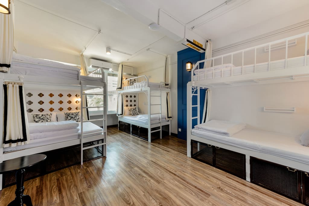 Bedroom: Single & Double Bunk
