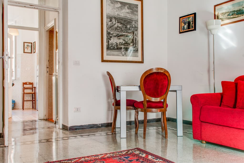Living room with useful pull-out table.
