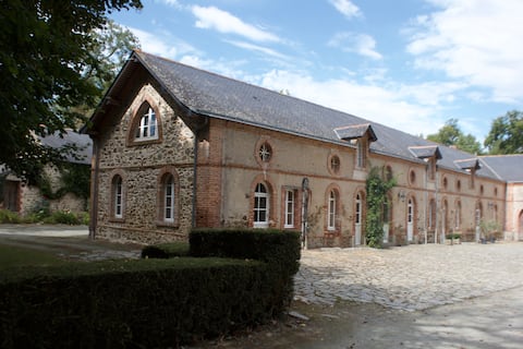 The Loire Valley - Country house, pool