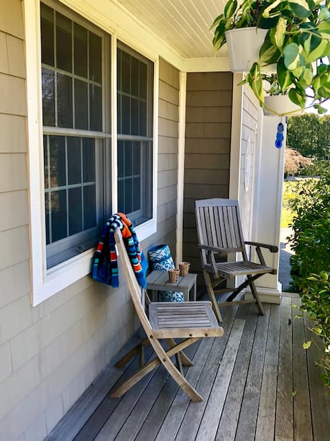 Top performing Airbnb: Beautiful, Bright 3 room suite w/private entrance in Hampton Bays