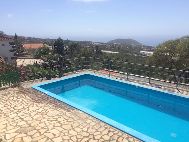 Finca Passiflora - great pool with sea view