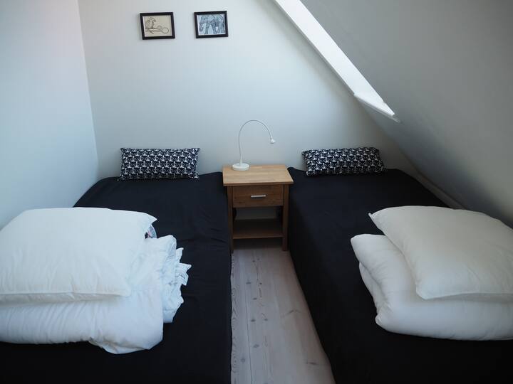 Спална соба на 2-ри кат/соба на 2-ри кат