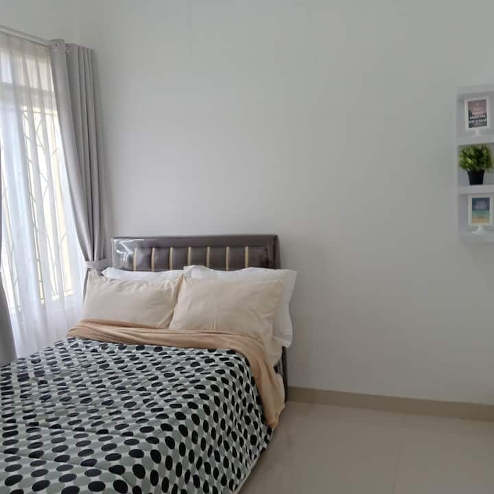 Chumba cha kulala 2. Double bed sorong. 120x200 