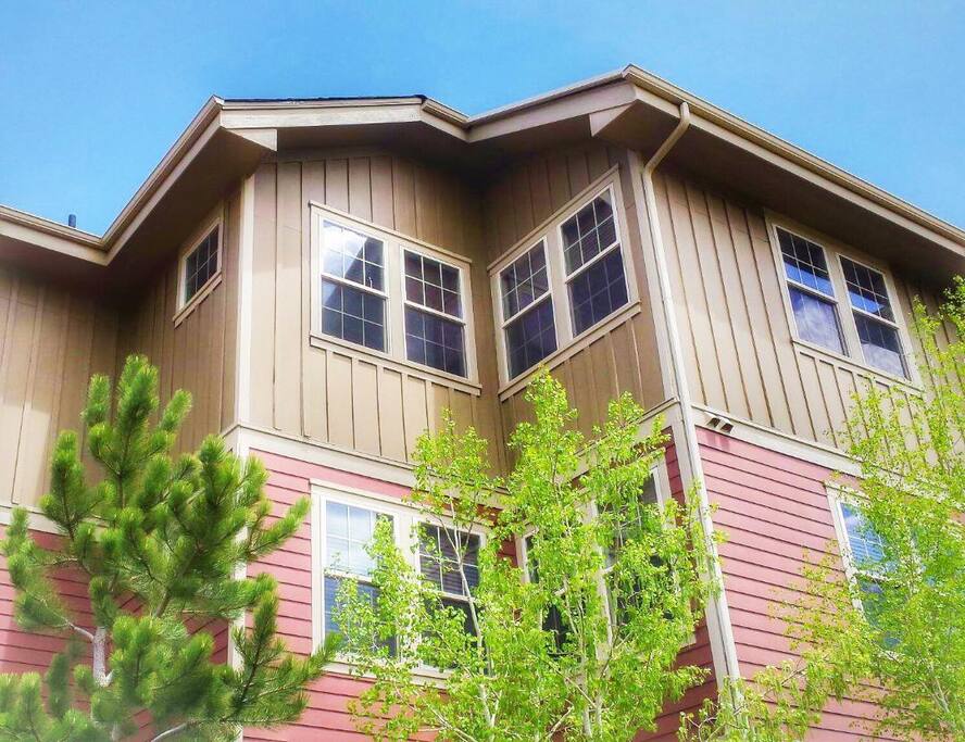 Third floor two-bedroom, two-bath condo offers privacy, quiet and gorgeous south and southwest facing views!