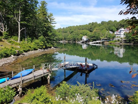 *Discount* Waterfront Cottage on Chauncey Creek