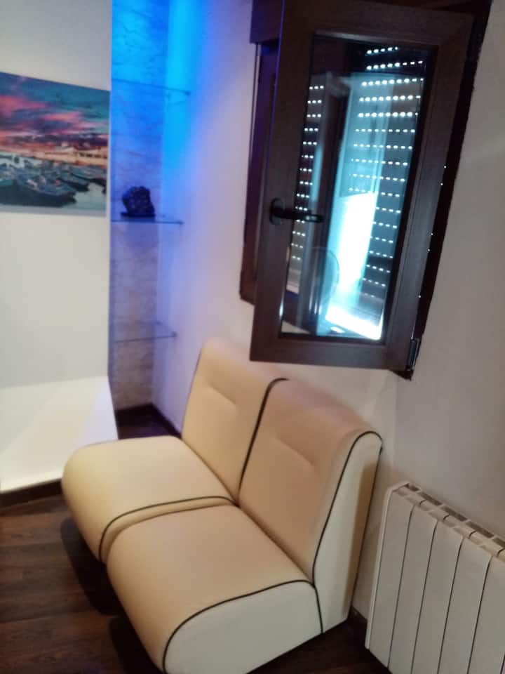 საძინებელი 1