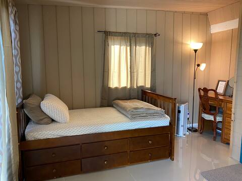 Nice room  Viet nam restaurant Shoping vacation 🏘