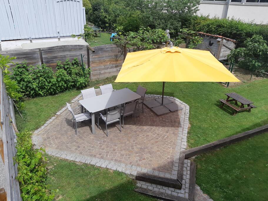 Vue terrasse depuis le balcon