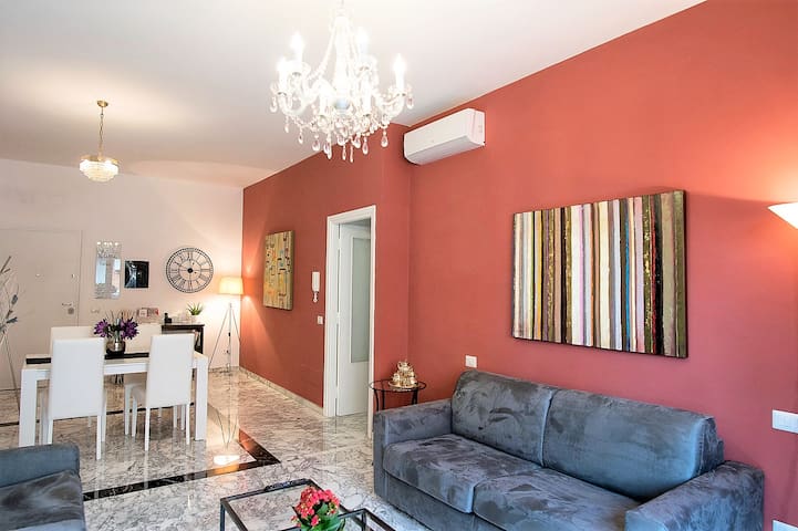 Luxury 2 bedrooms 2 bathrooms close to Vatican gallery image 2