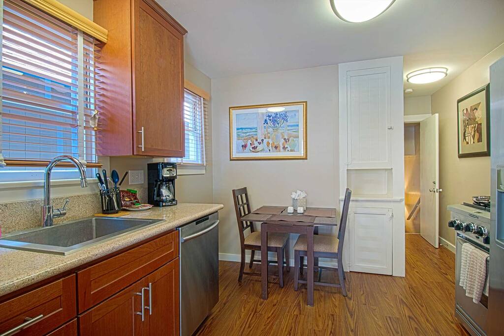 Kitchen-Dining Area