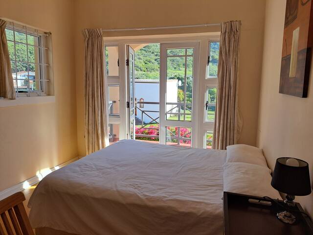 100 m’s from the beach with views gallery image 5