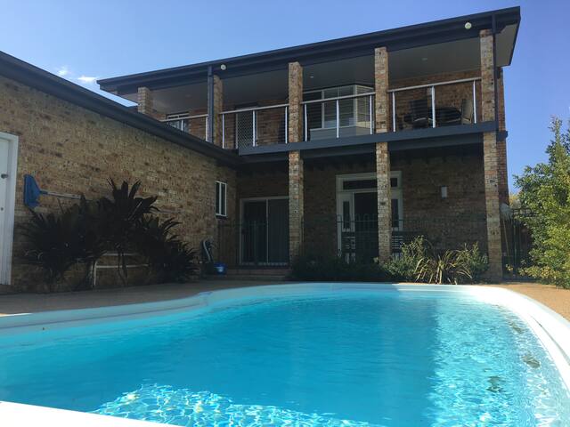 Beachfront home on beautiful One Mile Beach gallery image 3