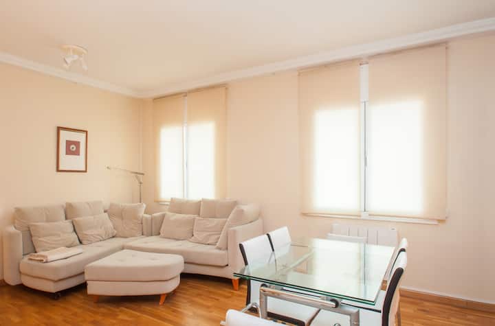 Very bright apartment - 2 bedrooms