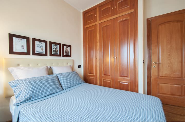 Very bright apartment - 2 bedrooms