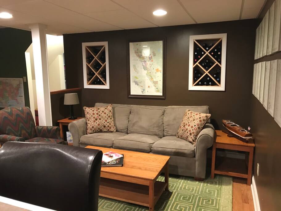 Lounge area next to bar