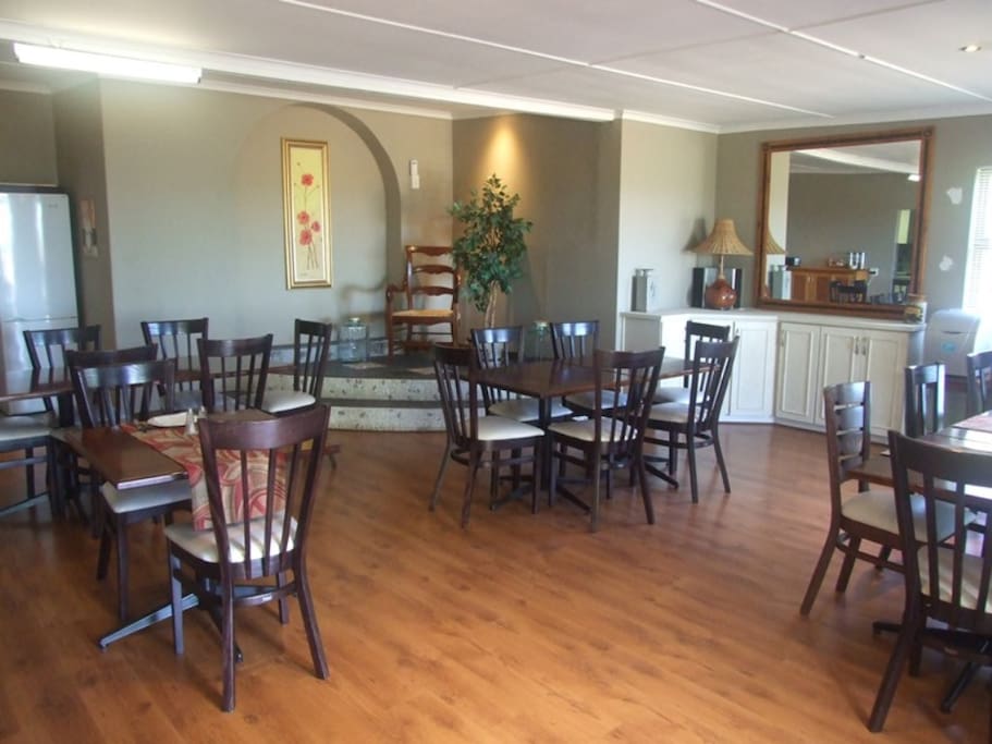 Breakfast room