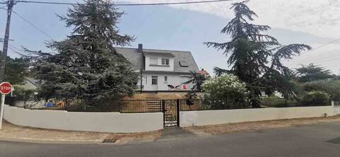 House, 200 m2,16 beds,10 min walk to the sea