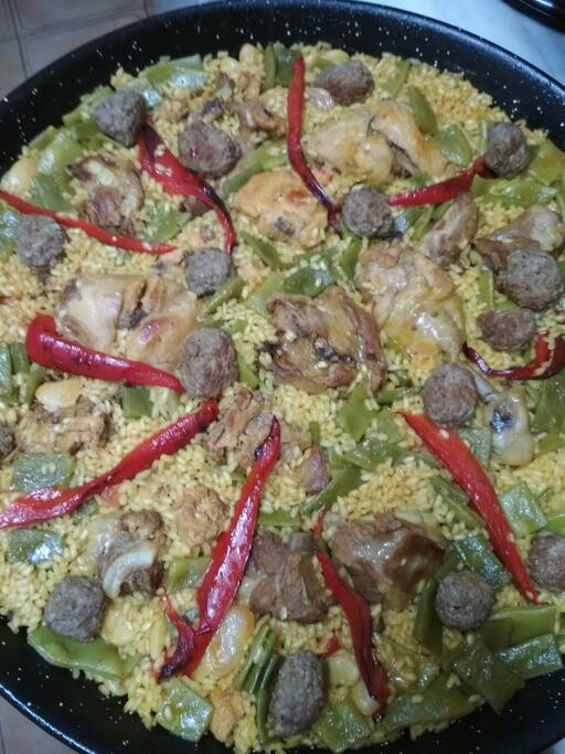 Posibilidad de encargar la paella.
