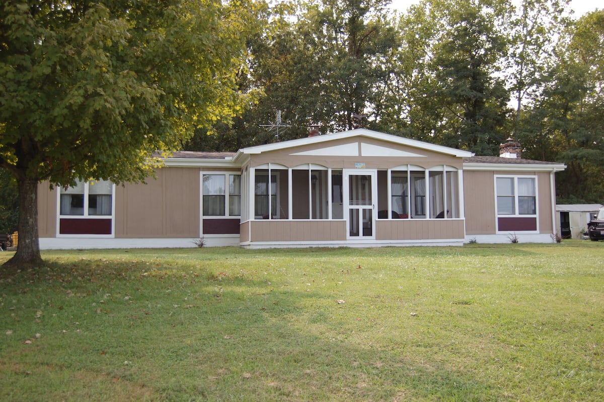 Airport House