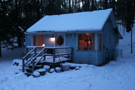 Cozy Catskill Cabin on Acorn Hill