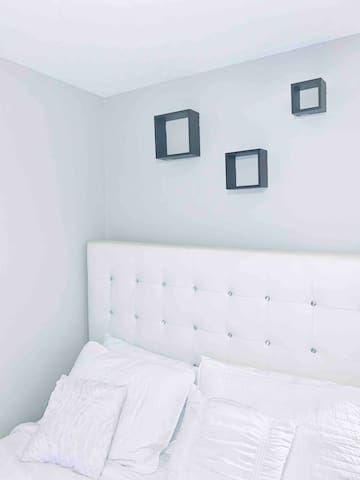 BELLE Bedroom Near LA