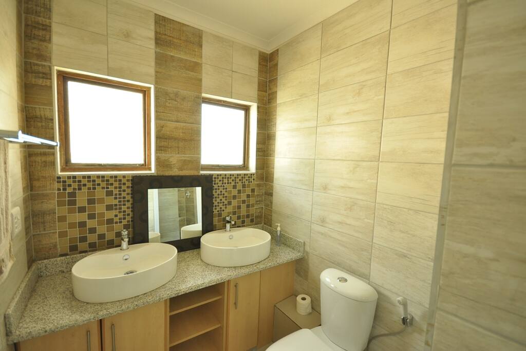 Modern bathroom