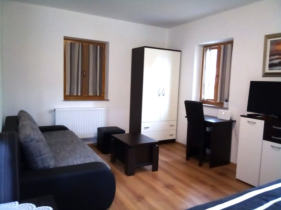 Satellite TV, WiFi, Brochures, Reading table