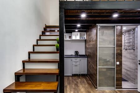 Valova 13/10, small studio