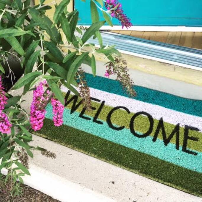Welcome! The desert is calling your name.