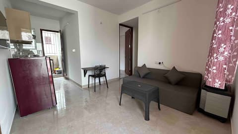 W1-101 Wonderful 1bhk with lift & wifi in ECity