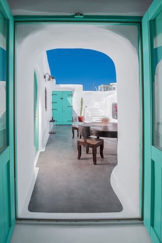 Hermes Two-Bedroom Villa Private Indoor Cave Pool