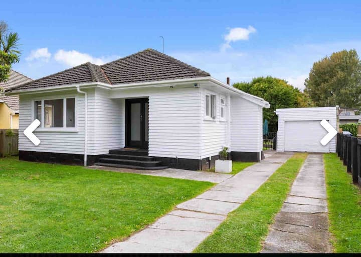 Rotorua Holiday Rentals & Homes Bay of Plenty, New Zealand Airbnb