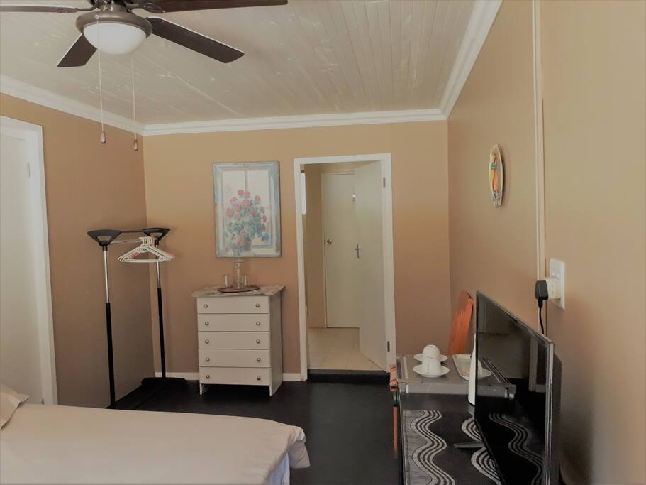 Dressing area and bathroom-en-suite