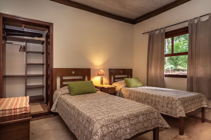 Quarto 1 - בית אירוח