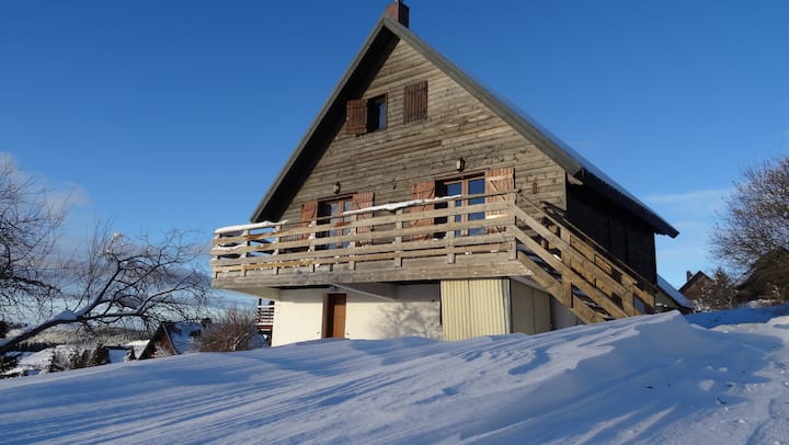 Chalet 2* at the foot of skiing and hiking