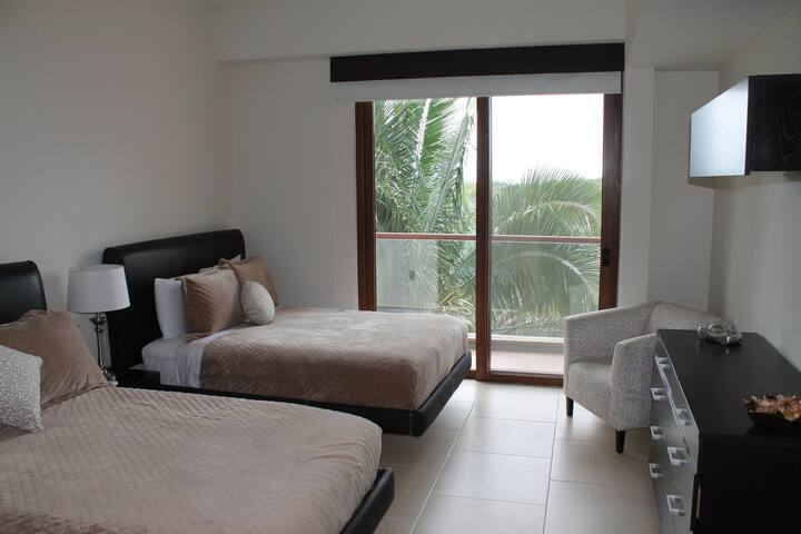 ห้องนอนรอง 