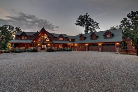 5 Star Lodge - Corp Retreats, Weddings, Families