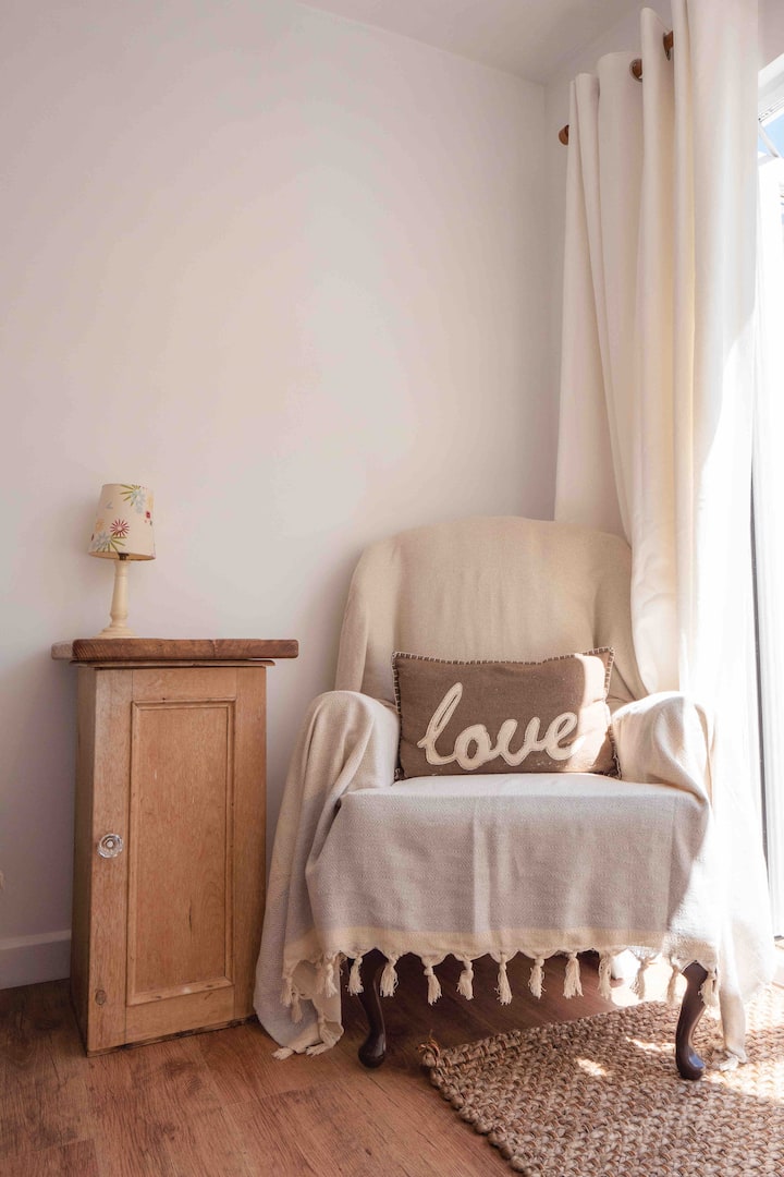 The Karrji - Stylish Tiny Living By The Beach - Newquay