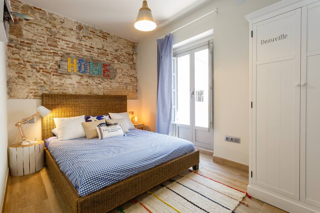 Cosy bed