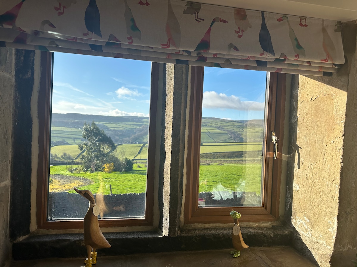 从1号卧室欣赏美景。