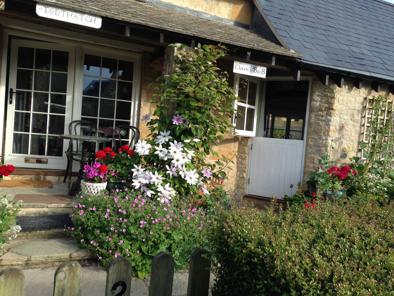 Clare S Cotswold Bed Breakfast 4 Guests Houses For Rent In